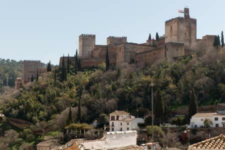 グラナダStunning Alhambra View Balconies, In The Albayzinアパートメント エクステリア 写真
